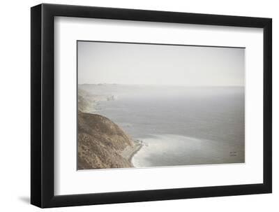 Endless Pacific - Black Framed Art Print Wall Art, 12x8