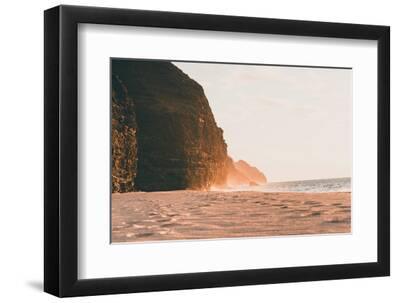 Hawaiian Glow - Black Framed Art Print Wall Art, 12x8